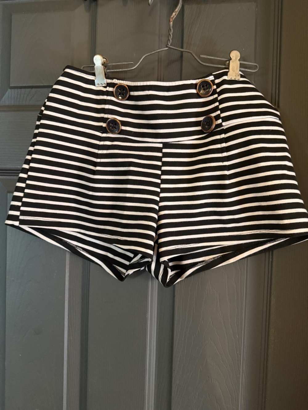 Striped High-Waist Button Sailor Shorts - Black & White